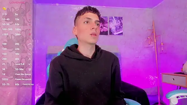 Kate and penny online show from March 2026 08:55:01 PM