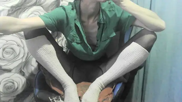  wolfxsnowy  online show from February 2026 02:50:01 PM