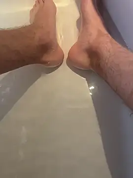 hot-young-guy online show from January 2026 09:03:02 AM