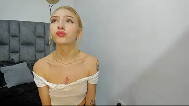 emily pons online show from January 2026 05:41:01 PM