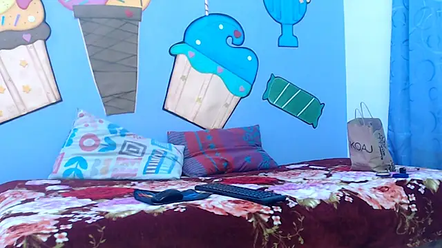 skinnysexzara18 online show from January 2026 01:01:01 AM