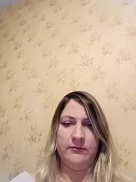 Stephania77727 online show from January 2026 06:25:02 PM