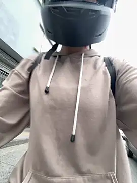 TaylorrHill online show from February 2026 06:38:01 PM