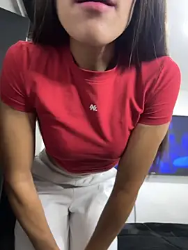 TaylorrHill online show from February 2026 07:59:02 PM