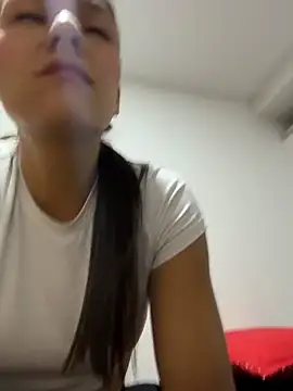 TaylorrHill online show from March 2026 10:00:02 PM