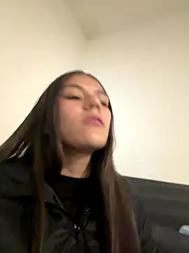 TaylorrHill online show from January 2026 01:34:02 AM