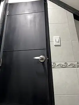 TaylorrHill online show from February 2026 06:26:01 PM