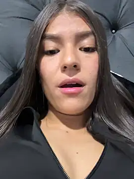 TaylorrHill online show from January 2026 06:56:01 PM