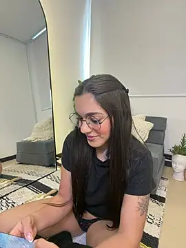 Snapshot of EVA_WILD1 chatting on February 2026 08:33:02 PM EVA WILD1 online show from February 2026 08:33:02 PM