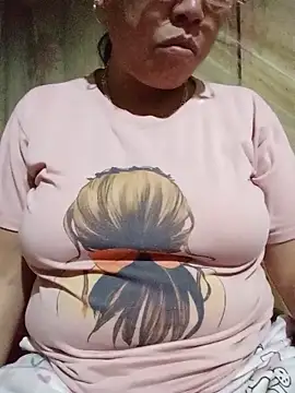 Snapshot of Agnes-baby chatting on June 2026 03:42:02 PM Agnes-baby online show from June 2026 03:42:02 PM