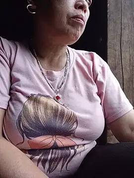 Snapshot of Agnes-baby chatting on June 2026 11:26:02 PM Agnes-baby online show from June 2026 11:26:02 PM