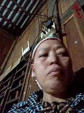 Snapshot of Agnes-baby chatting on February 2026 01:11:02 PM Agnes-baby online show from February 2026 01:11:02 PM