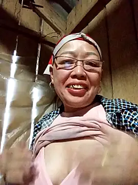 Snapshot of Agnes-baby chatting on February 2026 11:49:01 PM Agnes-baby online show from February 2026 11:49:01 PM