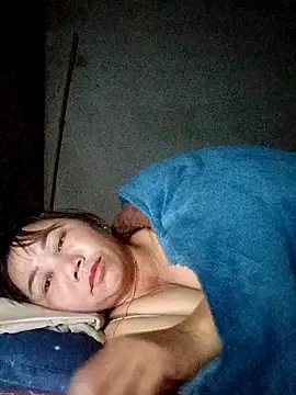 Snapshot of alycen chatting on January 2026 03:05:02 PM alycen online show from January 2026 03:05:02 PM