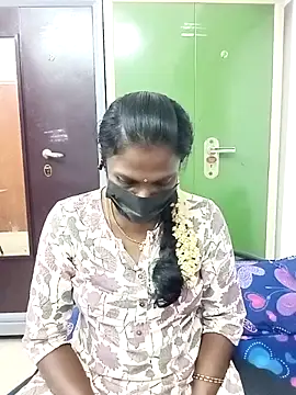 Snapshot of Tamil_Maha69 chatting on February 2026 03:45:02 PM Tamil Maha69 online show from February 2026 03:45:02 PM