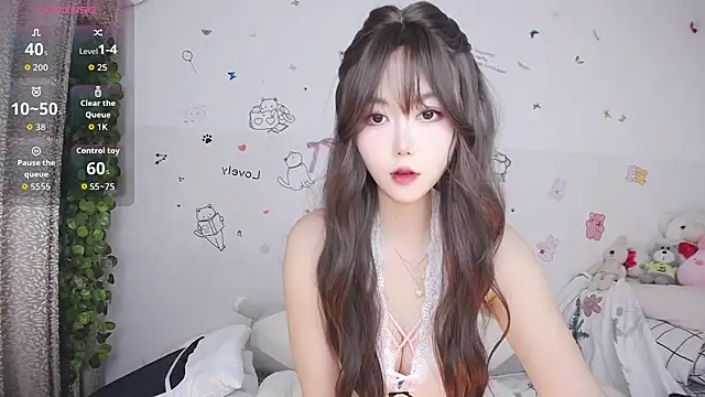 Kraciena online show from January 2026 07:34:01 AM