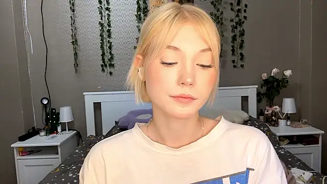 LlsabethHaze online show from February 2026 08:34:01 AM