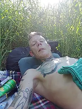 Der Schoene Penis online show from May 2026 04:06:02 PM