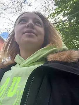 Spatgirl online show from April 2026 01:12:01 PM