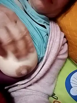 Snapshot of YINA-6969 chatting on January 2026 03:39:02 PM YINA-6969 online show from January 2026 03:39:02 PM