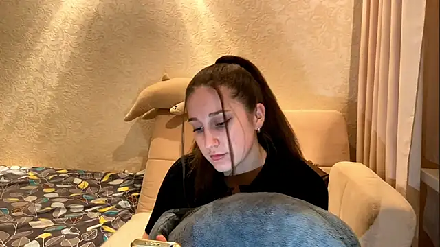 NoisyGreta online show from January 2026 02:21:02 PM