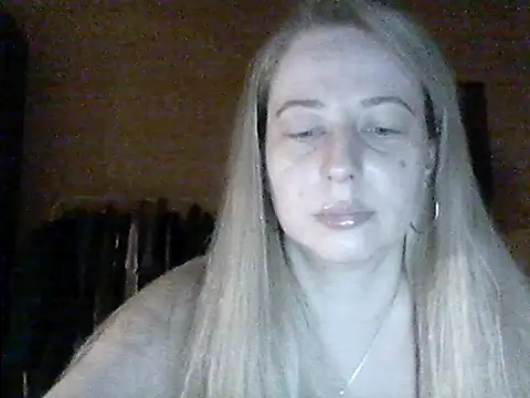 Miralisse online show from March 2026 06:24:01 PM