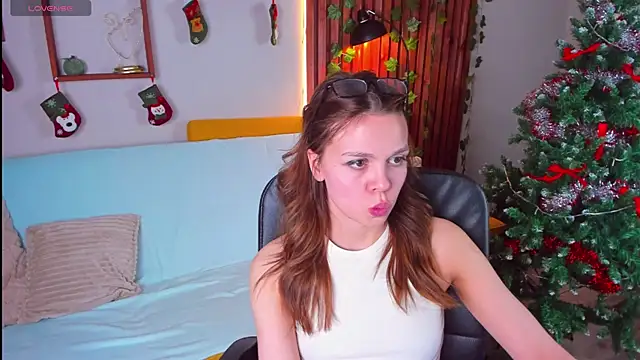 ScarletMarney online show from January 2026 04:10:01 PM