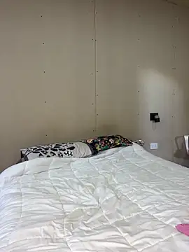 soyanahii online show from April 2026 04:14:02 PM