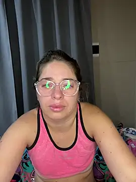 Snapshot of soyanahii chatting on February 2026 08:33:01 AM soyanahii online show from February 2026 08:33:01 AM