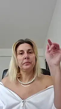 Amelia9798 online show from March 2026 07:47:01 AM