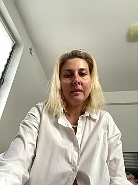 Amelia9798 online show from January 2026 09:02:02 AM