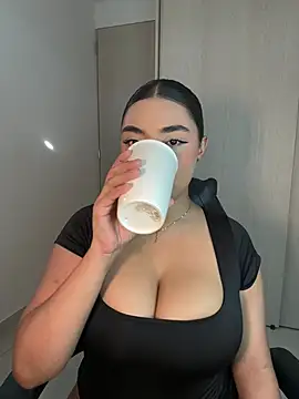 SASHASTRADA  online show from April 2026 09:27:02 PM