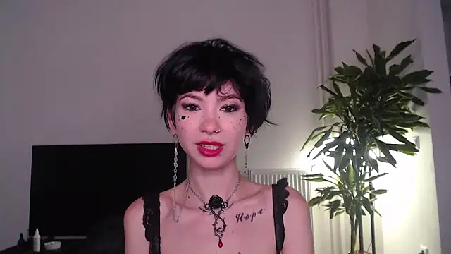 Snapshot of Marley_Queen chatting on July 2026 08:42:01 AM Marley Queen online show from July 2026 08:42:01 AM