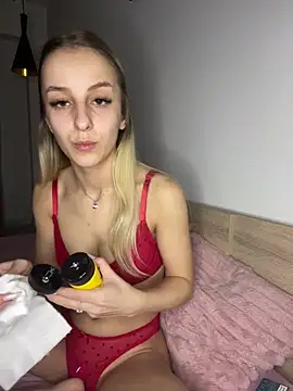 RahellaBlonde1 online show from February 2026 08:42:01 PM