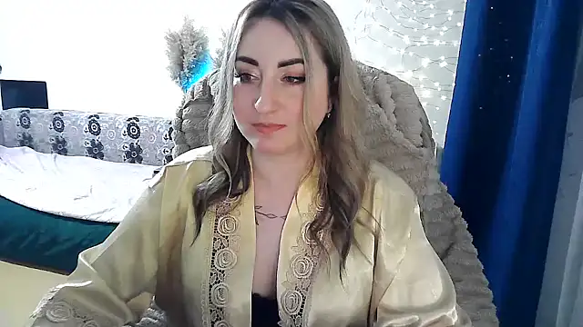 FoxyAnn12 online show from March 2026 04:53:01 PM