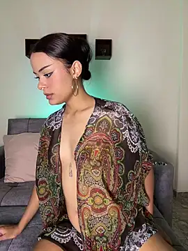 Snapshot of Iam_Lyan_ chatting on May 2026 10:15:01 PM Iam Lyan online show from May 2026 10:15:01 PM