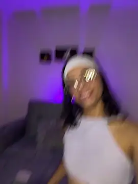 Iam Lyan  online show from March 2026 08:54:01 PM