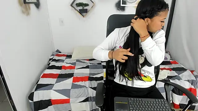 Yuleimys rosse online show from January 2026 02:51:01 AM