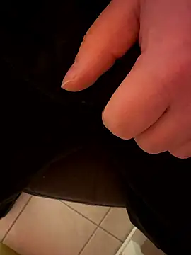 Dominic2295 online show from January 2026 08:29:01 AM