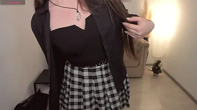 Snapshot of ScarletMur chatting on January 2026 10:40:01 AM ScarletMur online show from January 2026 10:40:01 AM