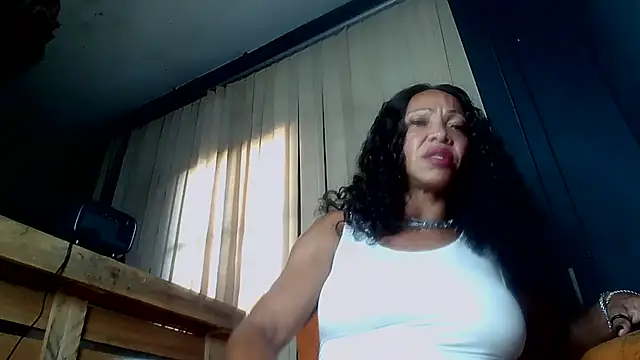 paolla23cm brasil online show from April 2026 05:51:01 PM