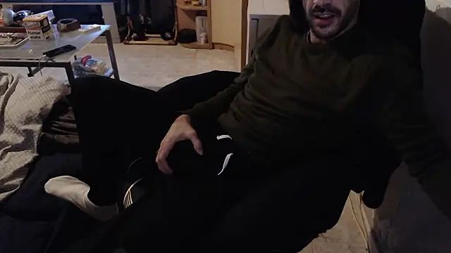 Snapshot of Blackroseyzeus chatting on January 2026 04:54:02 PM Blackroseyzeus online show from January 2026 04:54:02 PM