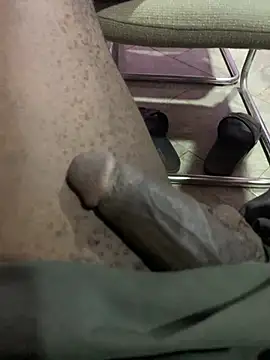 BCguy17 online show from January 2026 02:48:02 AM