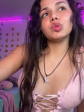 Pisces angel online show from March 2026 04:32:02 PM