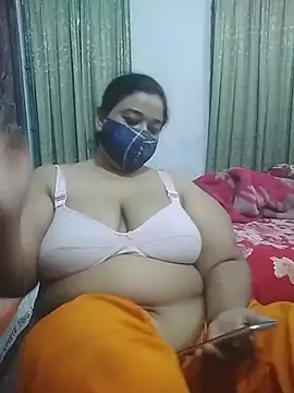 momo loves online show from February 2026 06:20:02 PM