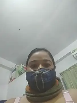 momo loves online show from March 2026 06:08:02 PM