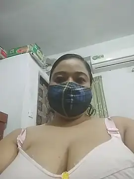 momo loves online show from February 2026 05:46:02 PM