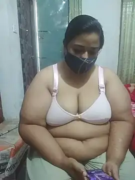 momo loves online show from February 2026 10:17:02 AM