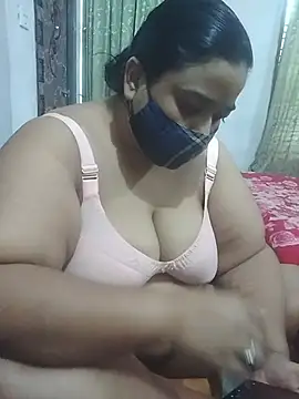 momo loves online show from April 2026 03:26:02 AM