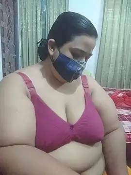 momo loves online show from June 2026 02:06:01 AM